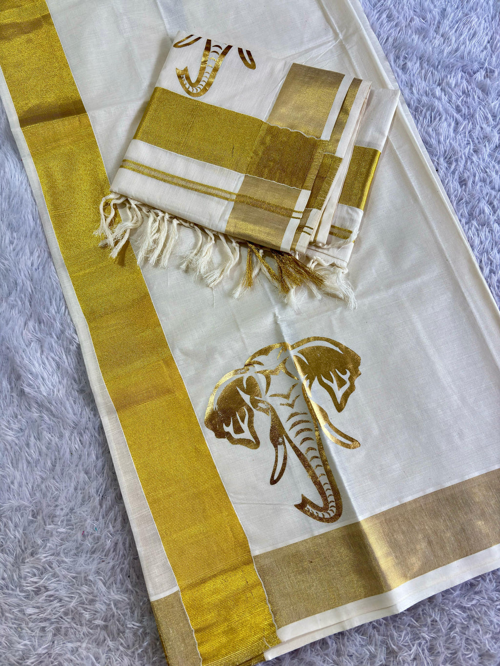 Womens golden Foil Kasavu set mund