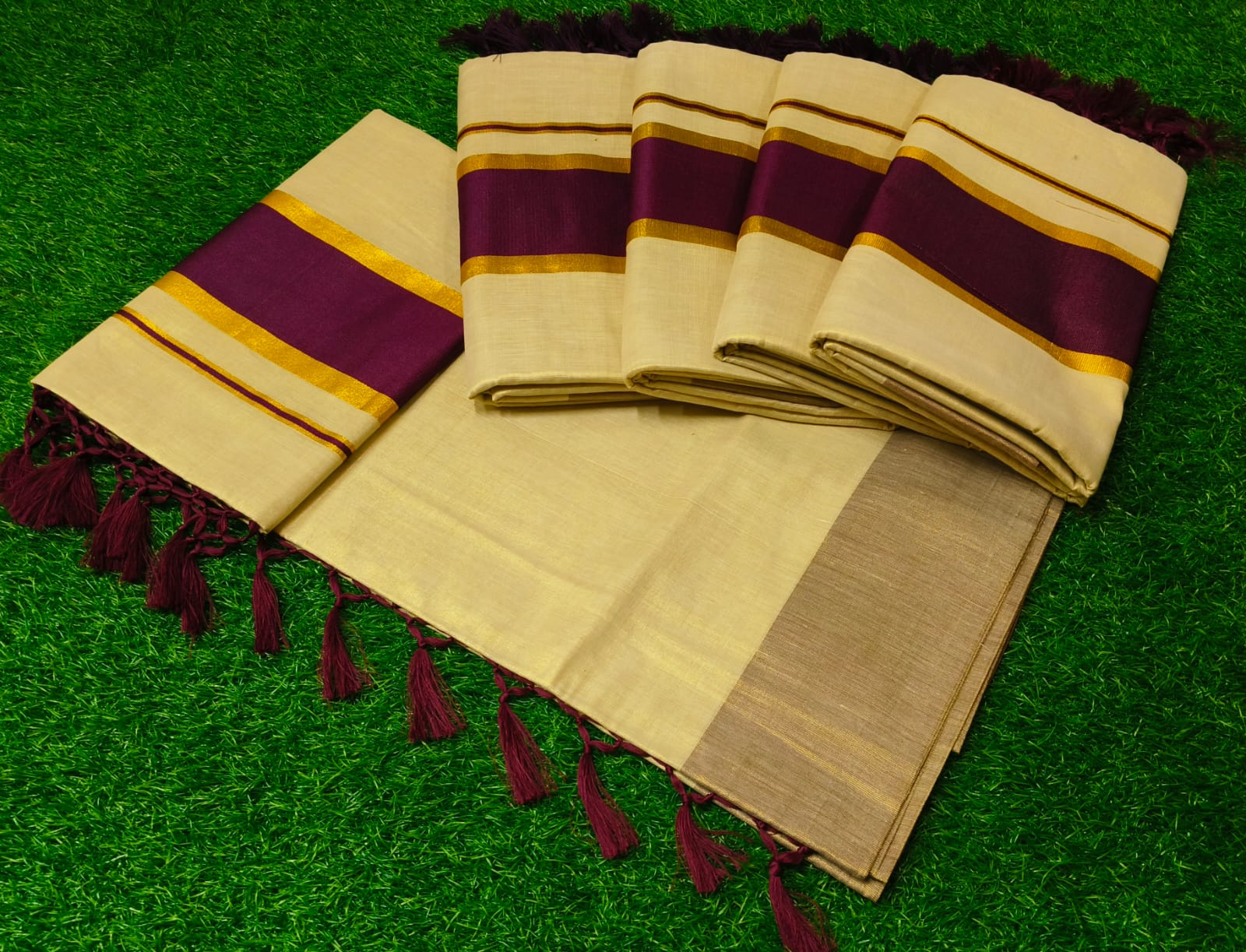 Kerala Tissue with Kara Sarees