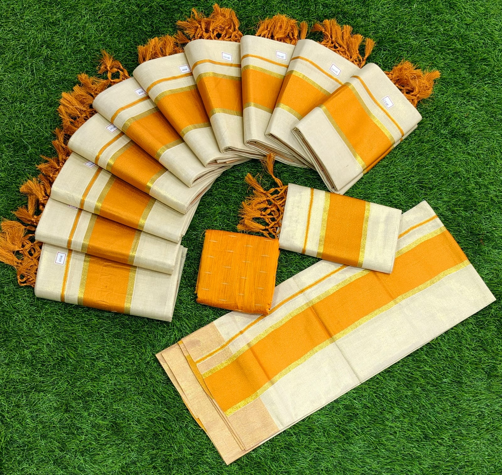 Womens tissue set mund