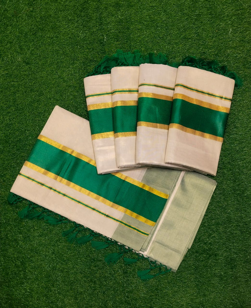Kerala Tissue with Kara Sarees